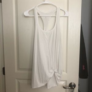 White lululemon tank top